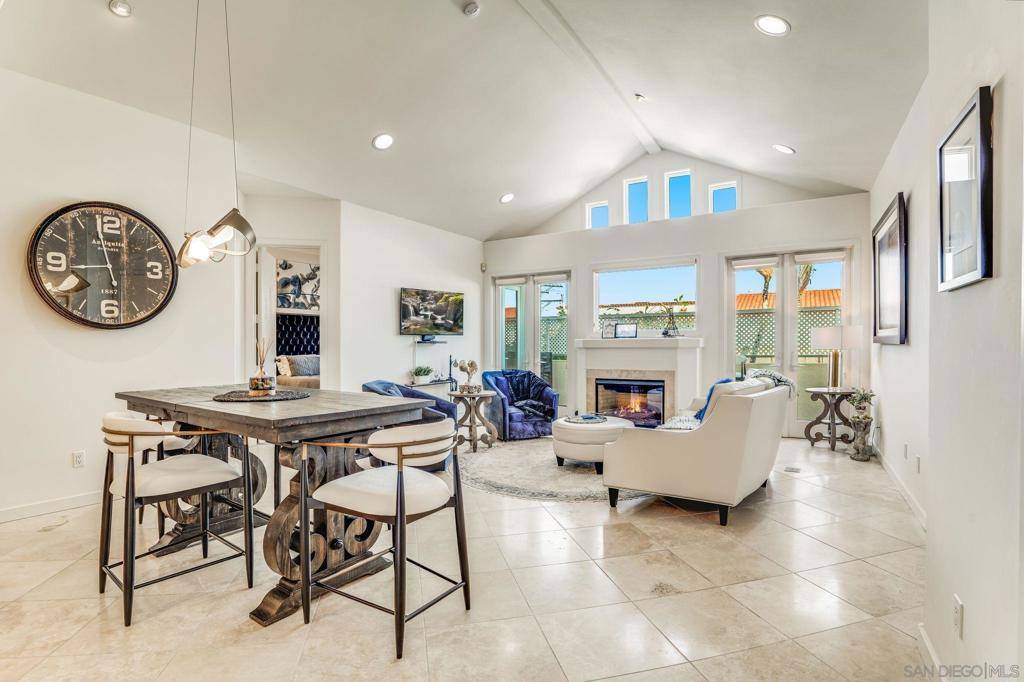 La Jolla, CA 92037,7622 Herschel Ave