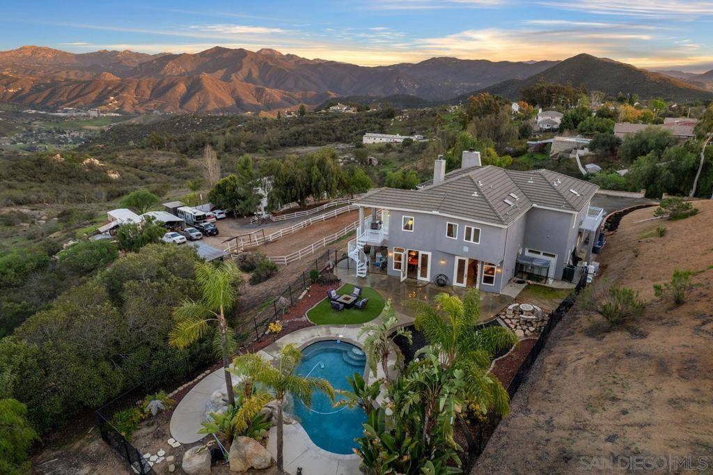 El Cajon, CA 92021,410 412 WOODLAND LN