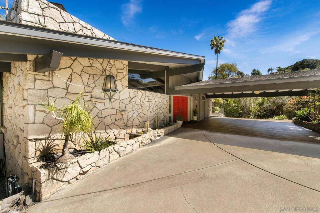La Mesa, CA 91941,10446 Russell Rd