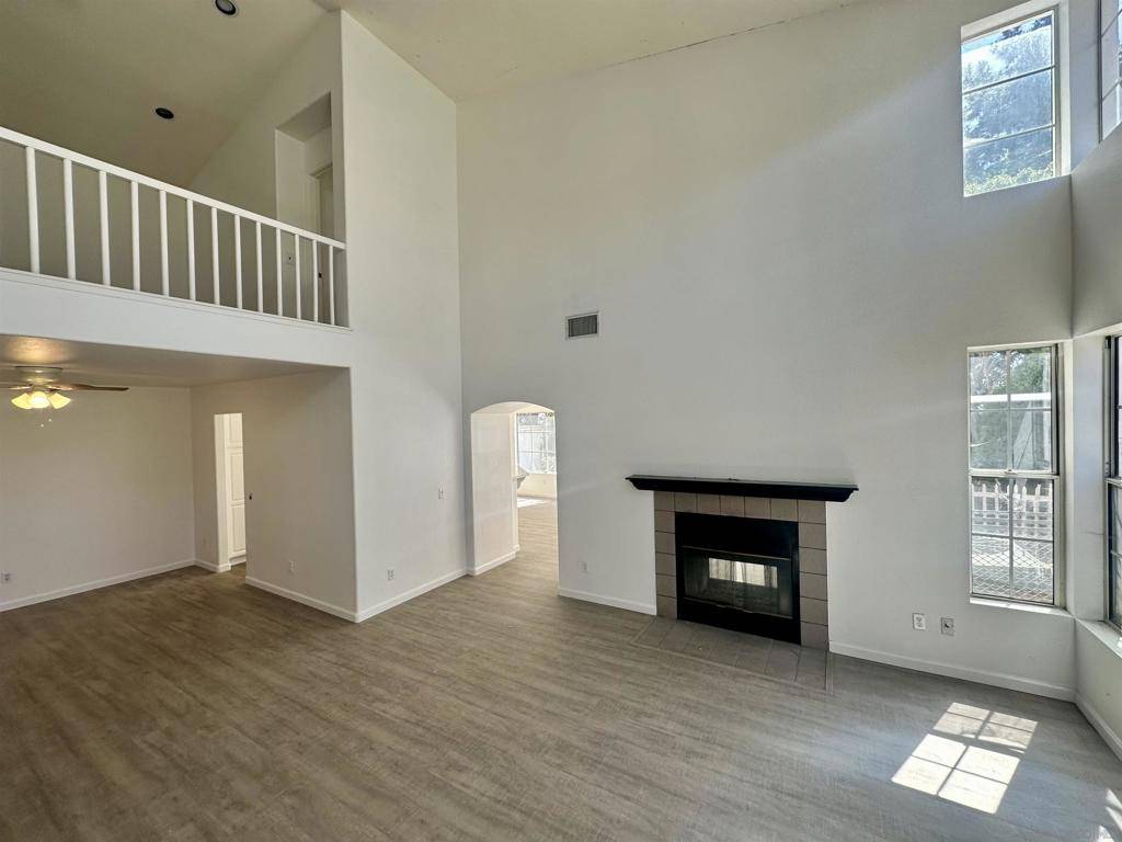 Chula Vista, CA 91915,1051 Torrey Pines