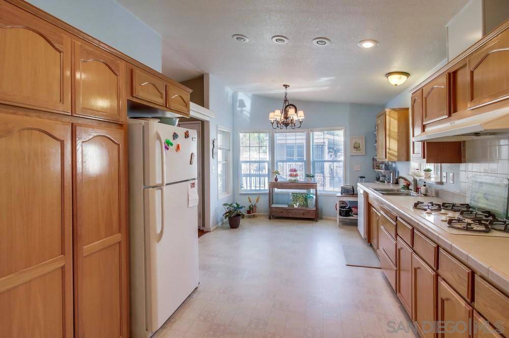 Santee, CA 92071,8301 Mission Gorge #248