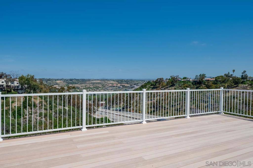 2954 Copley Ave San Diego, CA 92116