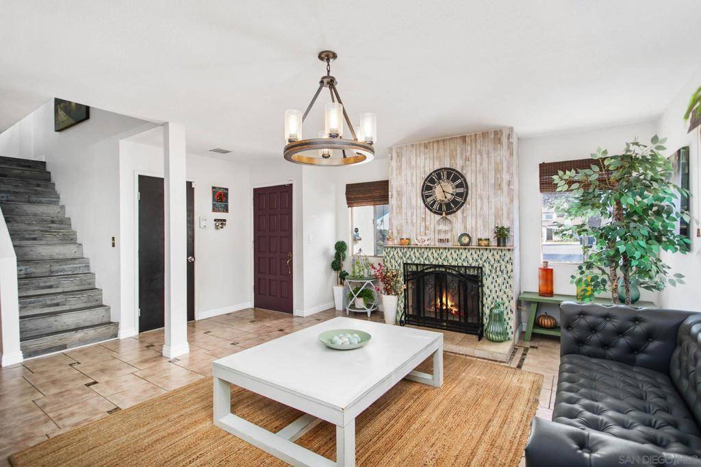 Spring Valley, CA 91977,8512 Lake Bluffs Cir