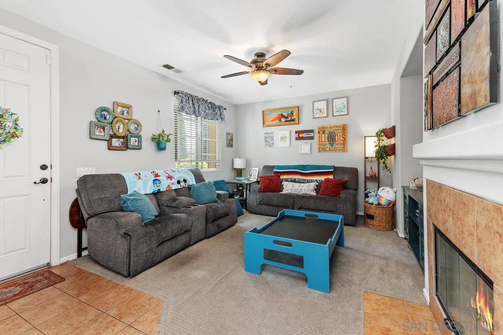 1562 Caminito Zaragosa Chula Vista, CA 91913