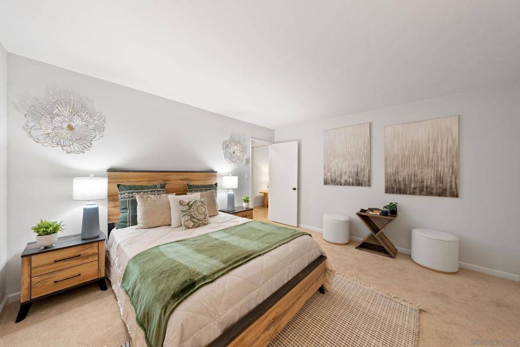 San Diego, CA 92109,4750 Noyes St #113