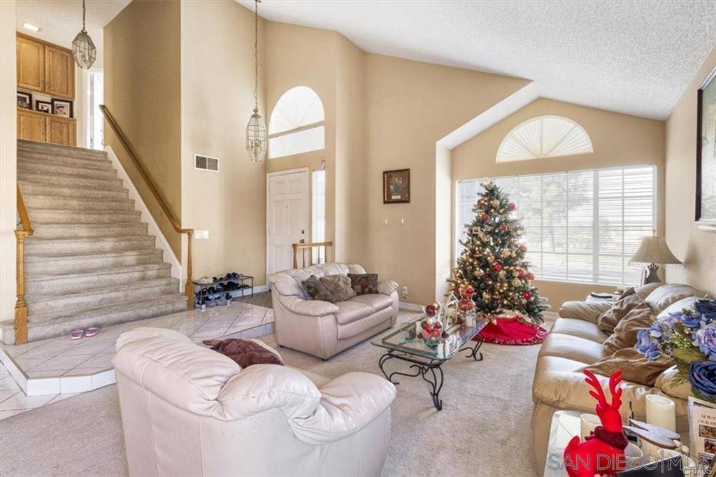 Riverside, CA 92506,6716 Carobwood Way