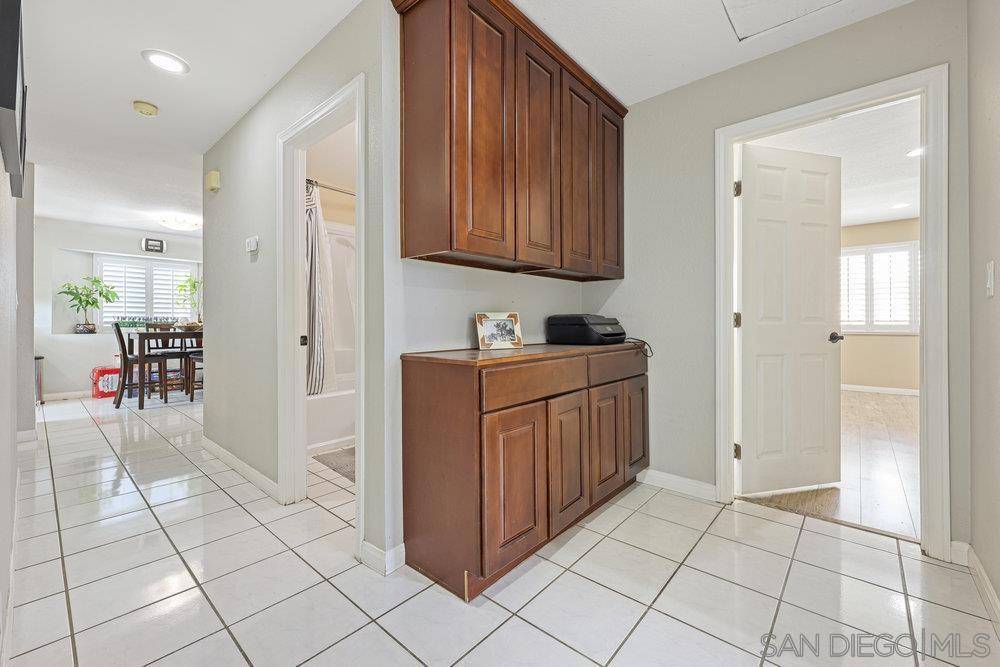 Escondido, CA 92027,2737 Cameron Place