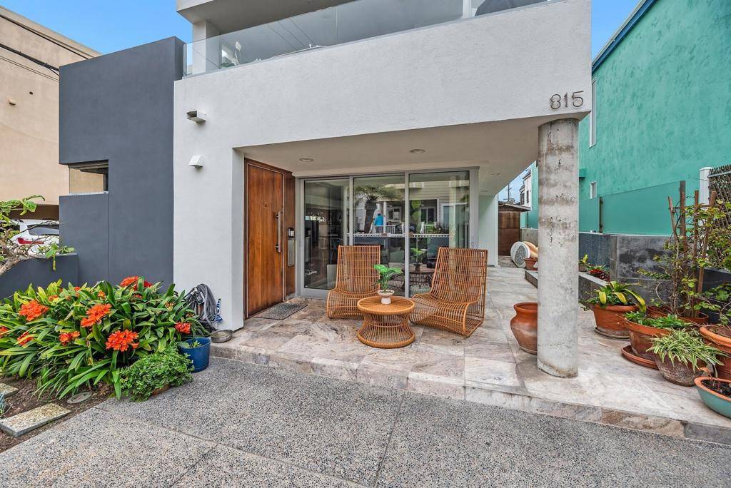 San Diego, CA 92109,815 Manhattan Ct