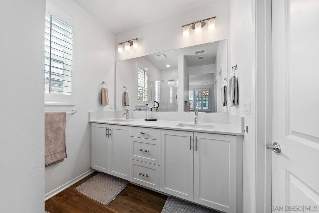 486 Atlas Glen Escondido, CA 92025
