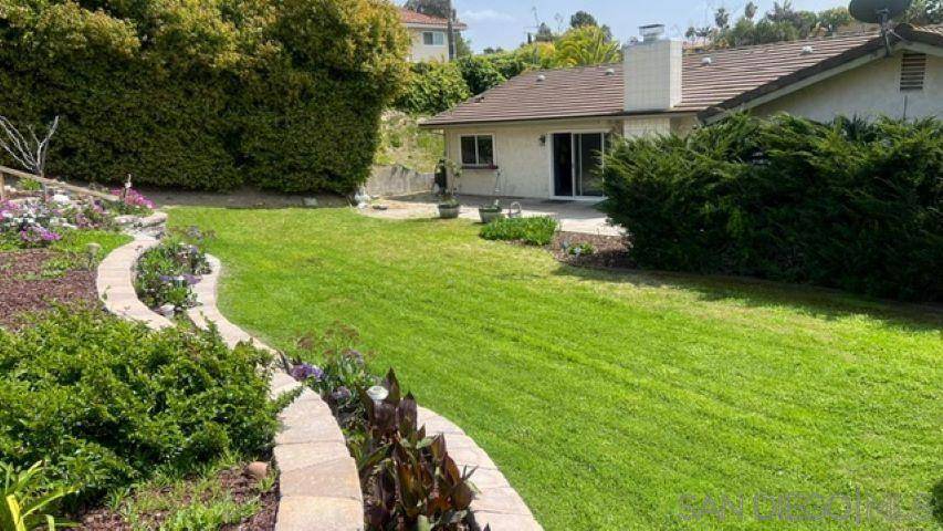 Bonita, CA 91902,5741 Central Ave