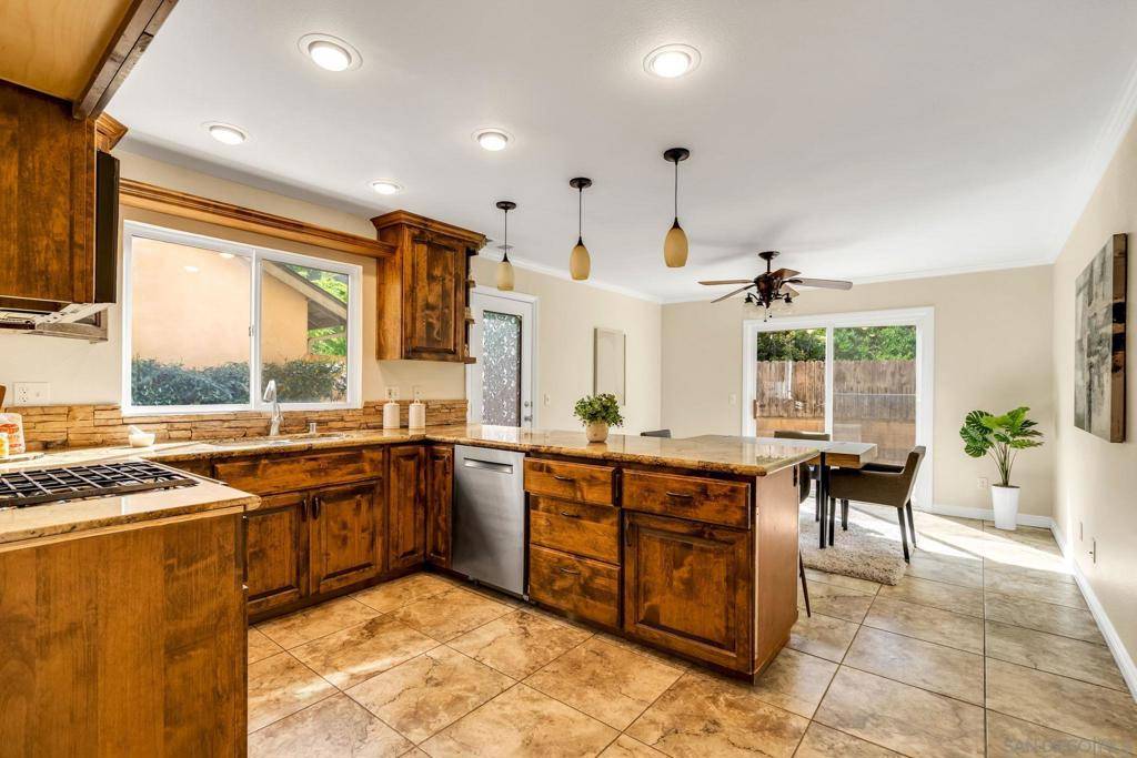 El Cajon, CA 92021,1914 Corner Stone Ct