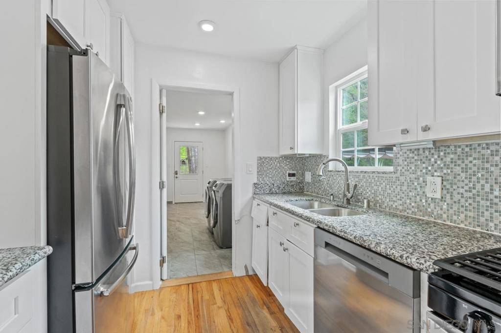 2821 N Arroyo Dr. San Diego, CA 92103