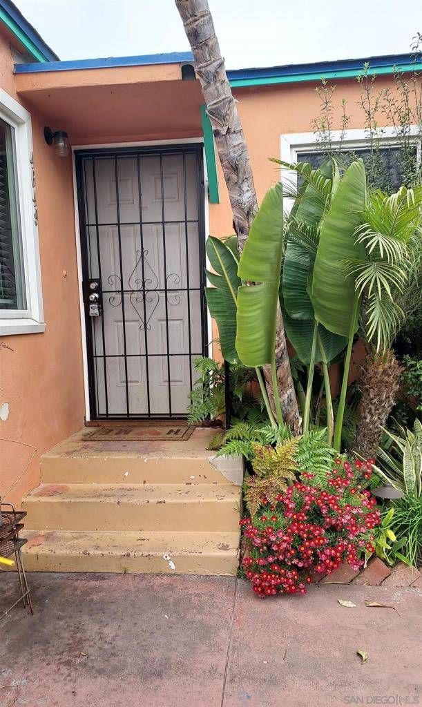 San Diego, CA 92107,4649 55 Muir Ave