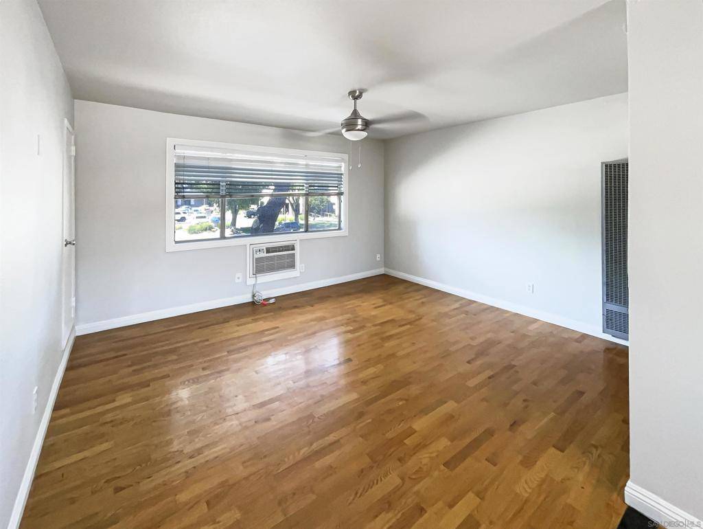 Lakeside, CA 92040,9739 Winter Gardens Blvd #14