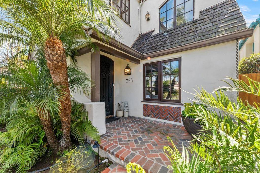 Coronado, CA 92118,755 F Ave