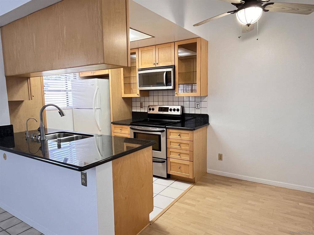 San Diego, CA 92103,1435 Essex #7
