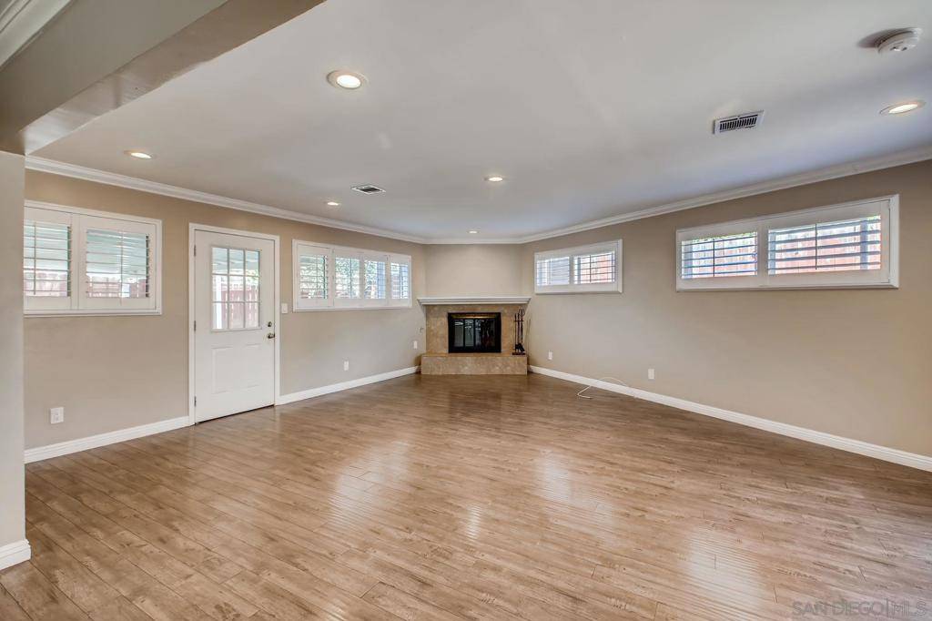 La Mesa, CA 91942,4444 68Th St