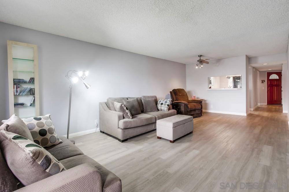 San Diego, CA 92119,7245 Navajo Rd #D270