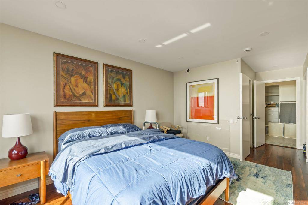 500 W Harbor Dr #1020 San Diego, CA 92101