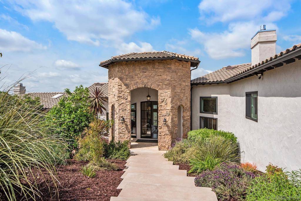 Poway, CA 92064,15484 Markar Rd