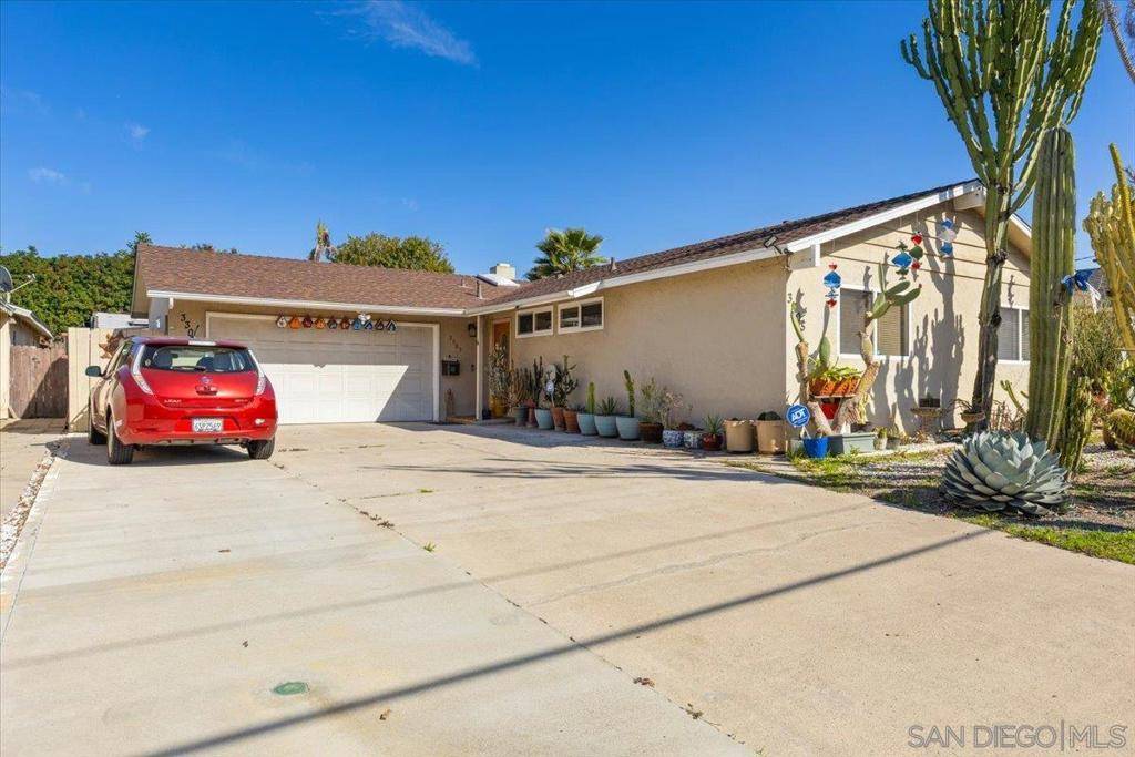 San Diego, CA 92111,3305 Ashford St