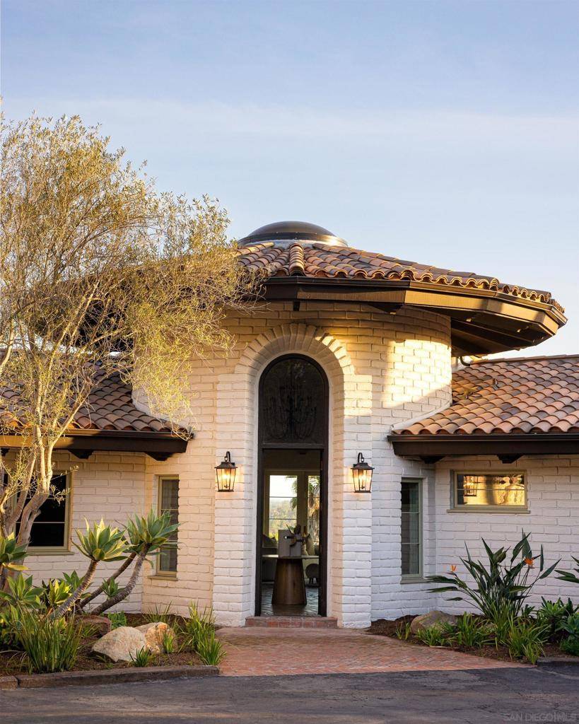 Encinitas, CA 92024,1256 Rancho Encinitas Dr