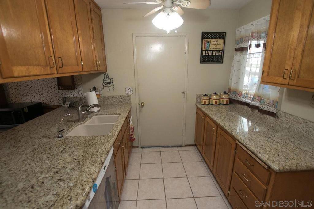 El Cajon, CA 92020,599 Raymond Street