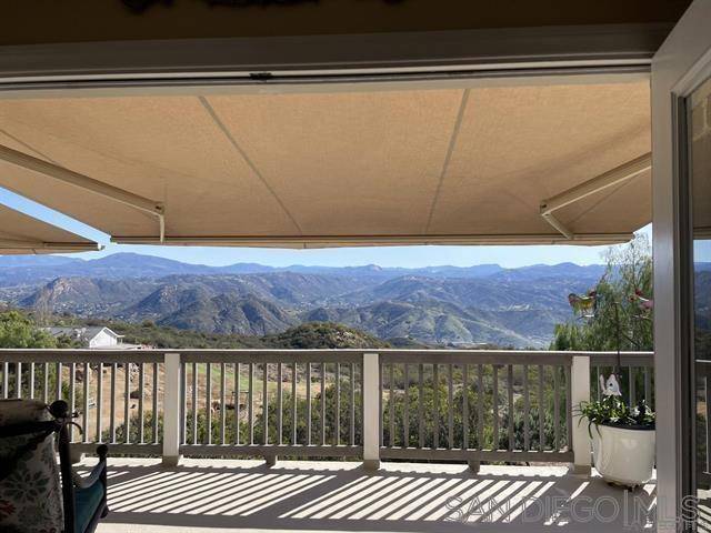 El Cajon, CA 92021,2216 Crest Dr