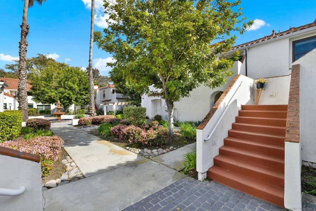 San Diego, CA 92128,16170 Avenida Venusto #50