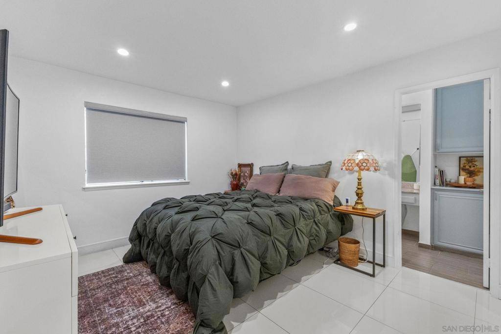 Studio City, CA 91604,10926 Bluffside Dr #30