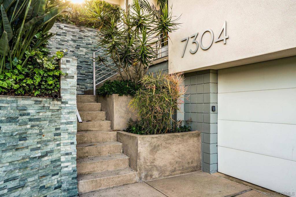 La Jolla, CA 92037,7304 Rue Michael
