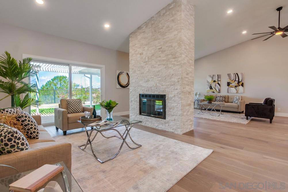 Carlsbad, CA 92008,2334 Kimberly Ct