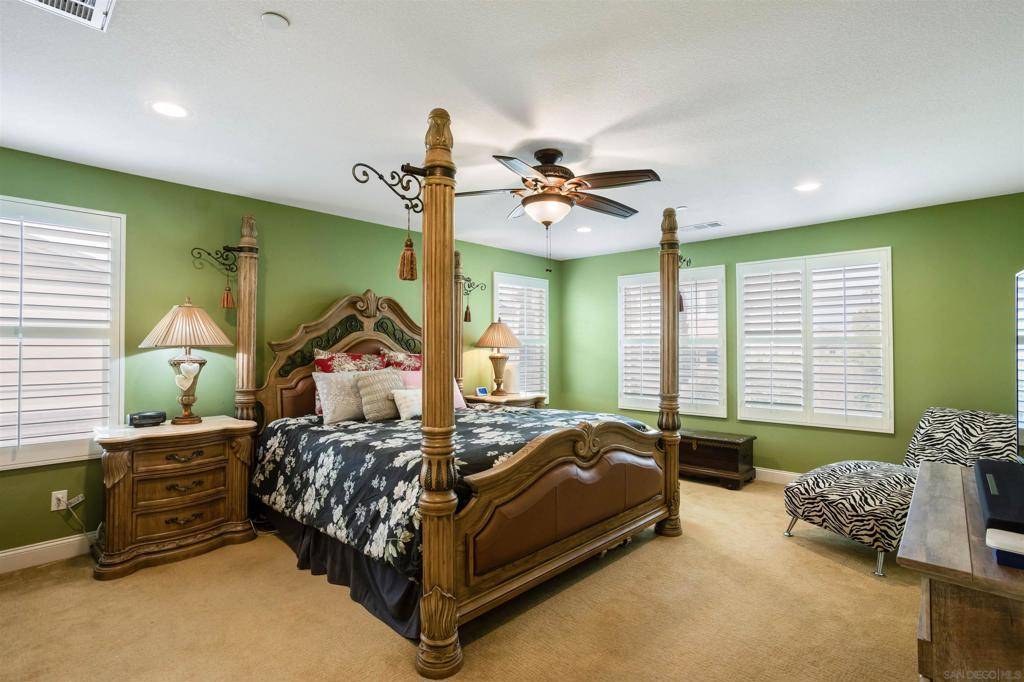 16022 Cascade Dr Fontana, CA 92336