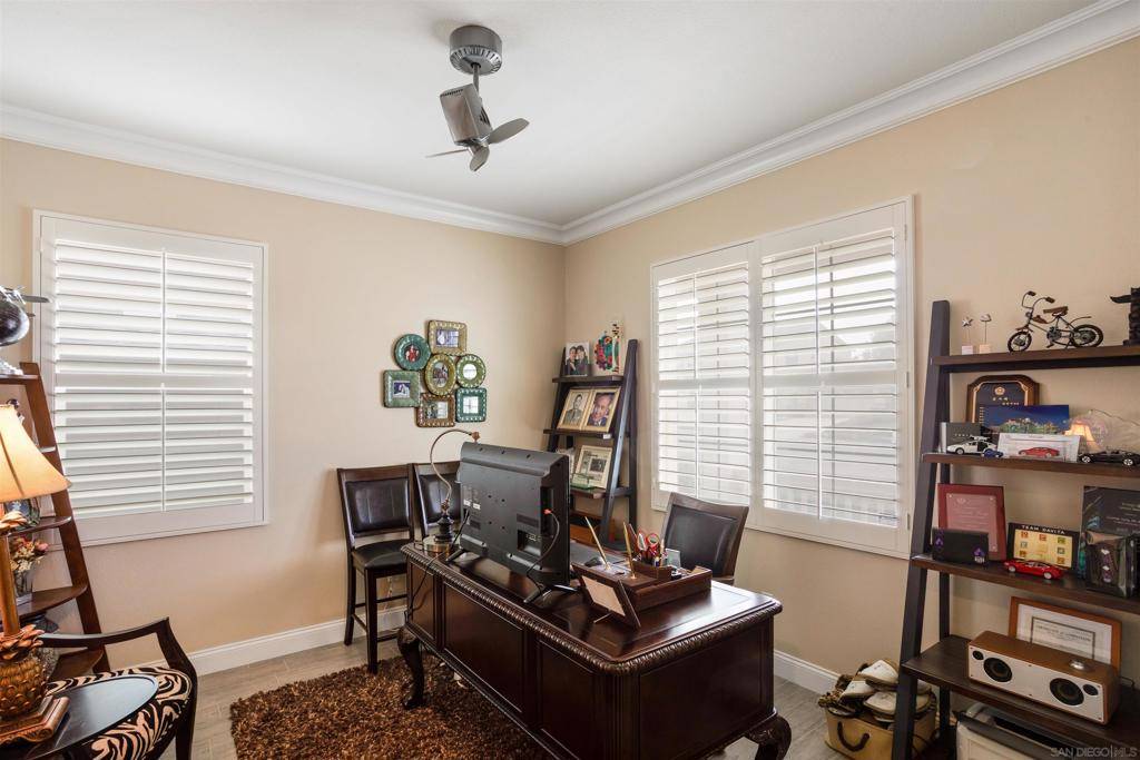 16022 Cascade Dr Fontana, CA 92336