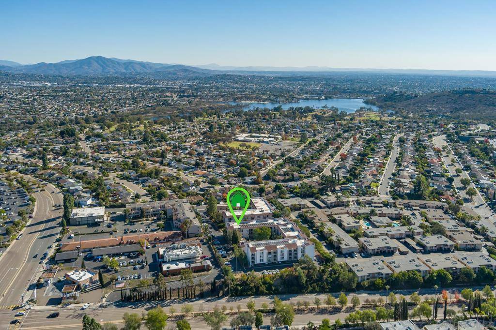 San Diego, CA 92119,6930 Hyde Park #312