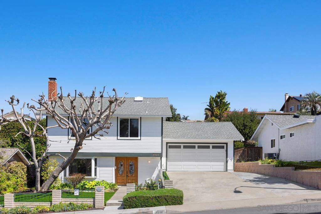 San Diego, CA 92117,3252 Eichenlaub St