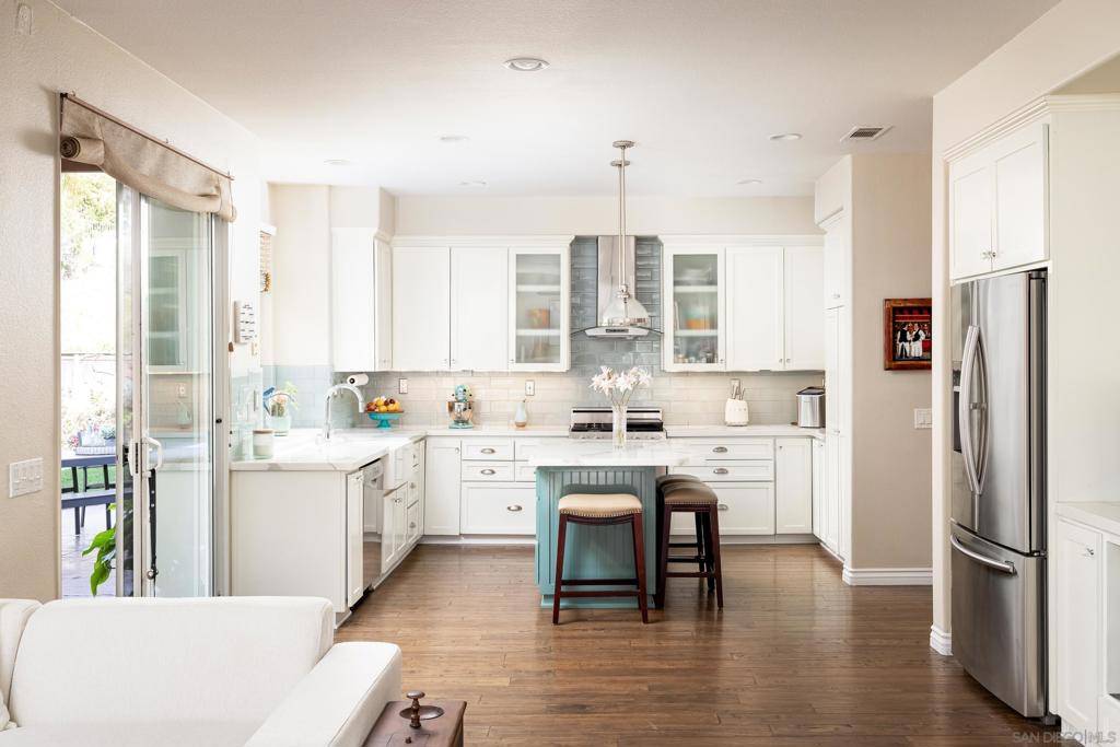 Carlsbad, CA 92009,3000 Avenida Ciruela