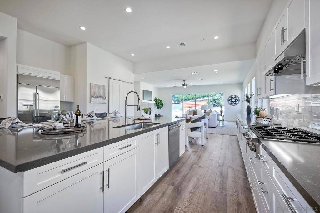 Valley Center, CA 92082,29592 Viking View Ln