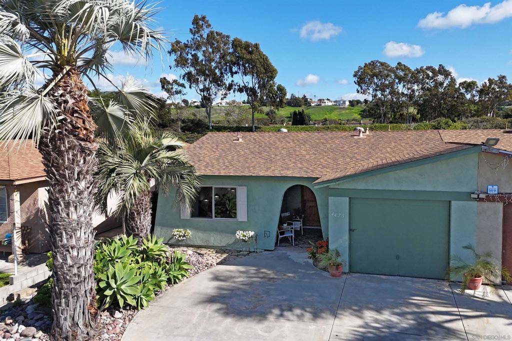 Oceanside, CA 92057,4475 Estada Dr