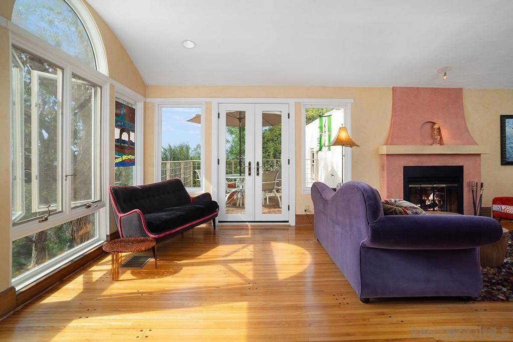 3683 Albatross Street San Diego, CA 92103