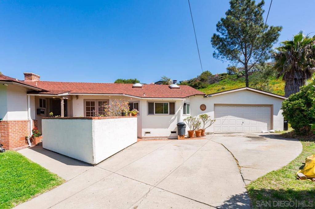 San Diego, CA 92110,4822 Penrose Court