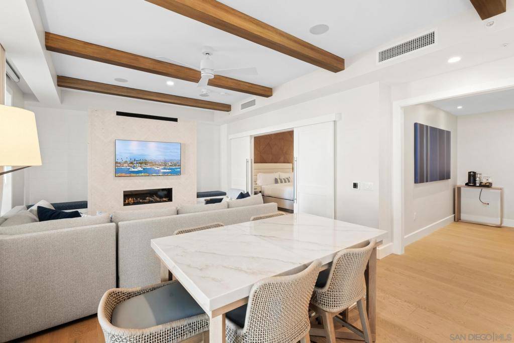 Coronado, CA 92118,1500 Orange Ave #42
