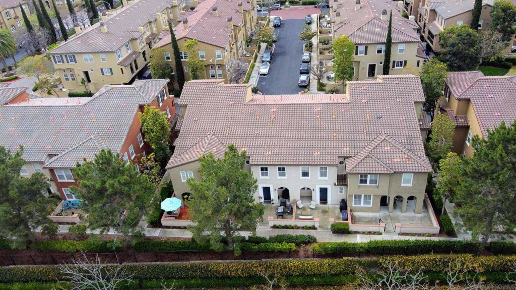 San Diego, CA 92129,7770 Via Belfiore #5