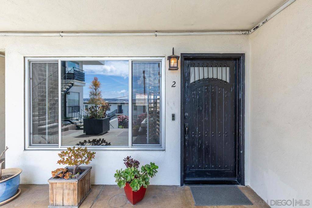 San Diego, CA 92110,1828 Linwood St #2
