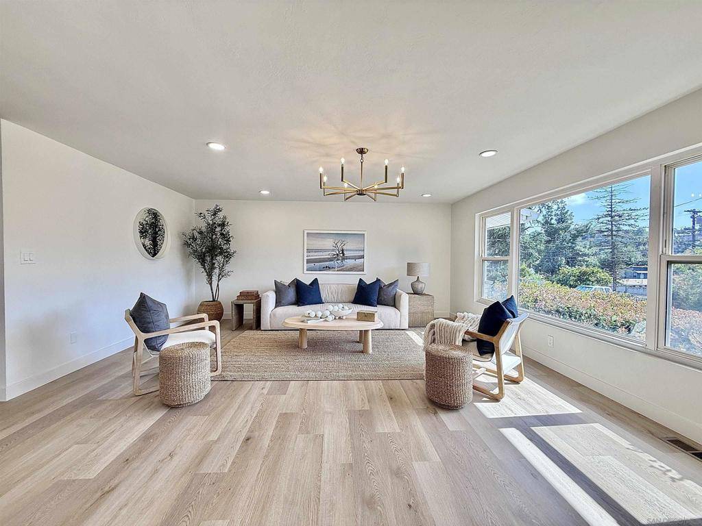 La Mesa, CA 91941,4111 Calavo Dr