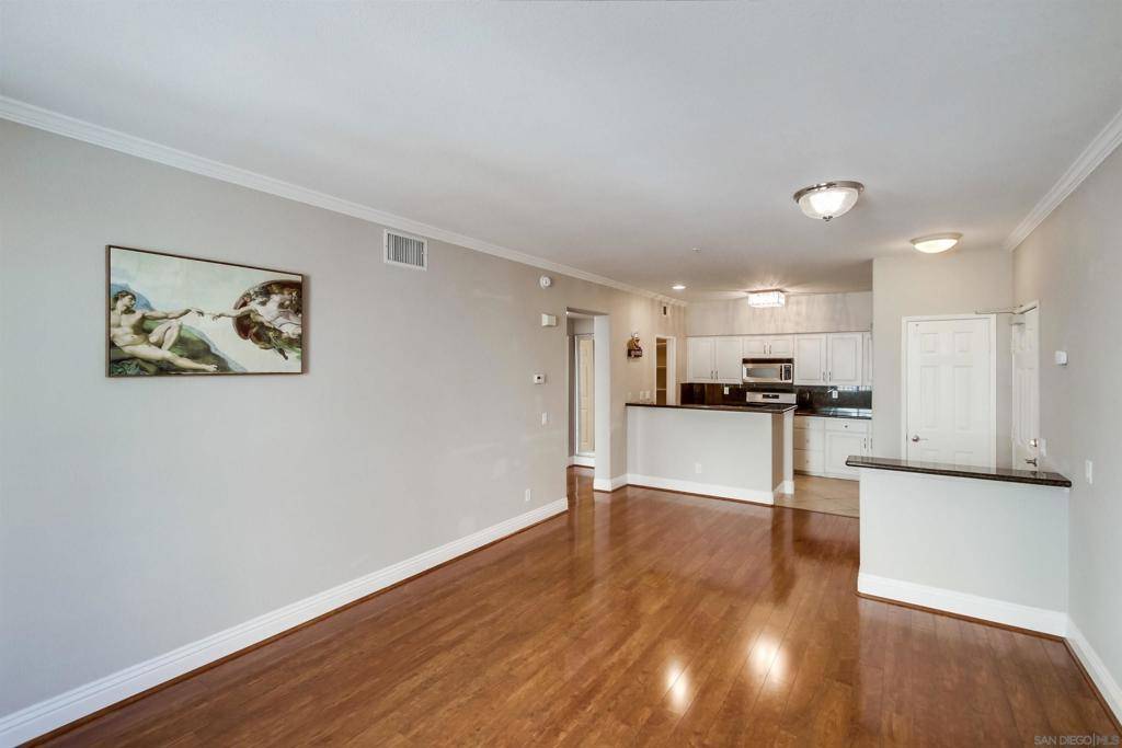 Carmel Valley, CA 92130,12368 Carmel country Rd #204