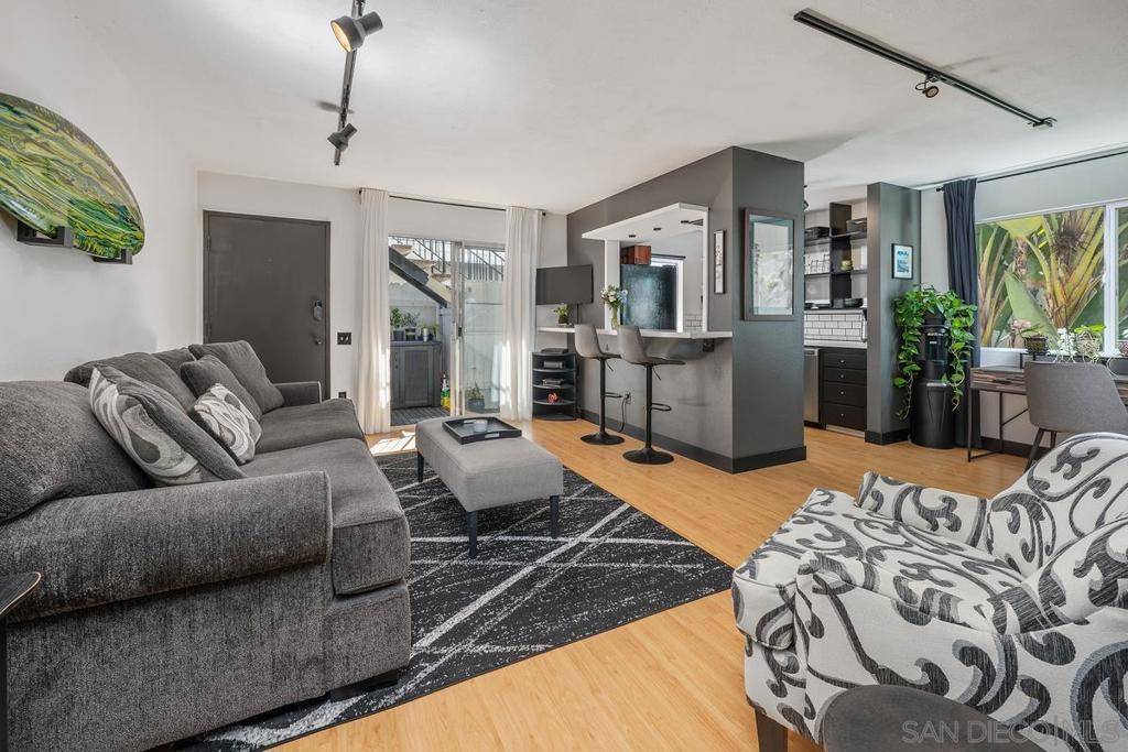 San Diego, CA 92117,4099 Huerfano Ave #112