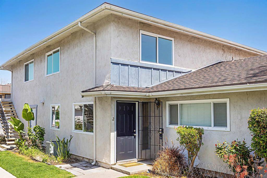 Lakeside, CA 92040,12132 Wintergreen Dr #2