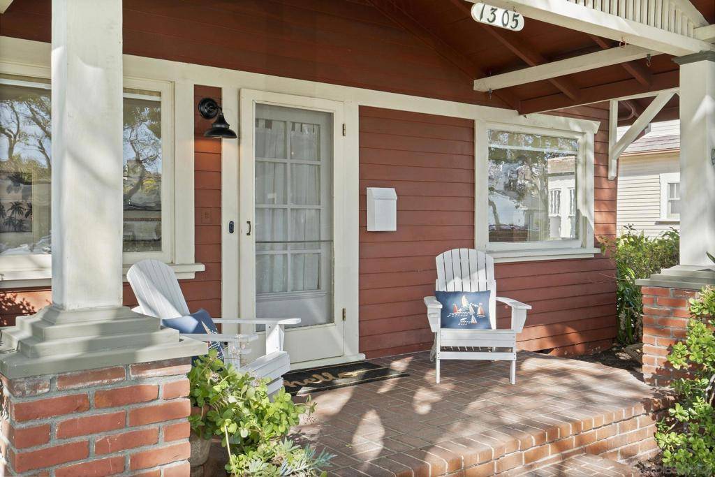 Coronado, CA 92118,1305 9th St