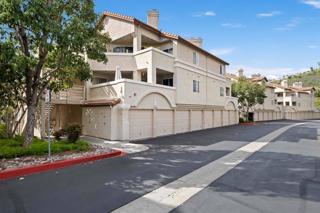 San Diego, CA 92131,11325 Affinity Ct #151